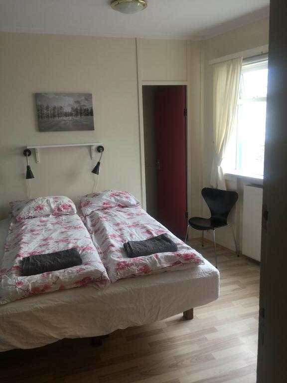 Litla Guesthouse Ísafjörður Zewnętrze zdjęcie